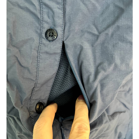 REI Tactel Nylon Blue Vented Short Sleeve Button Front Top Size Medium - Picture 10 of 12